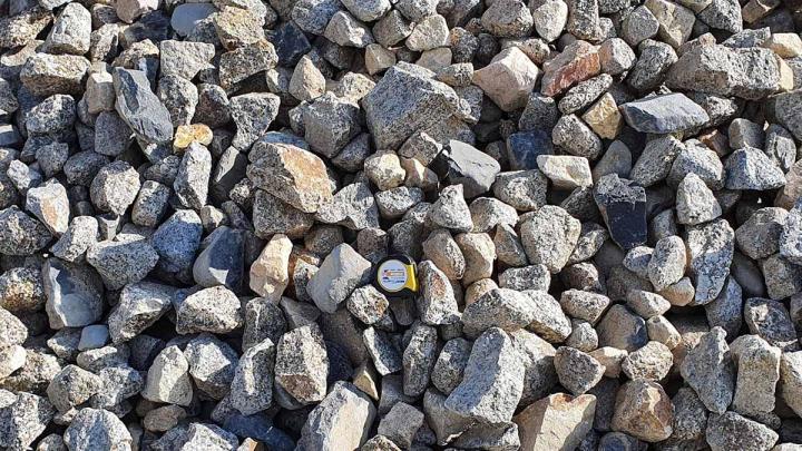Livraison de blocs de granit pour enrochement Marvejols